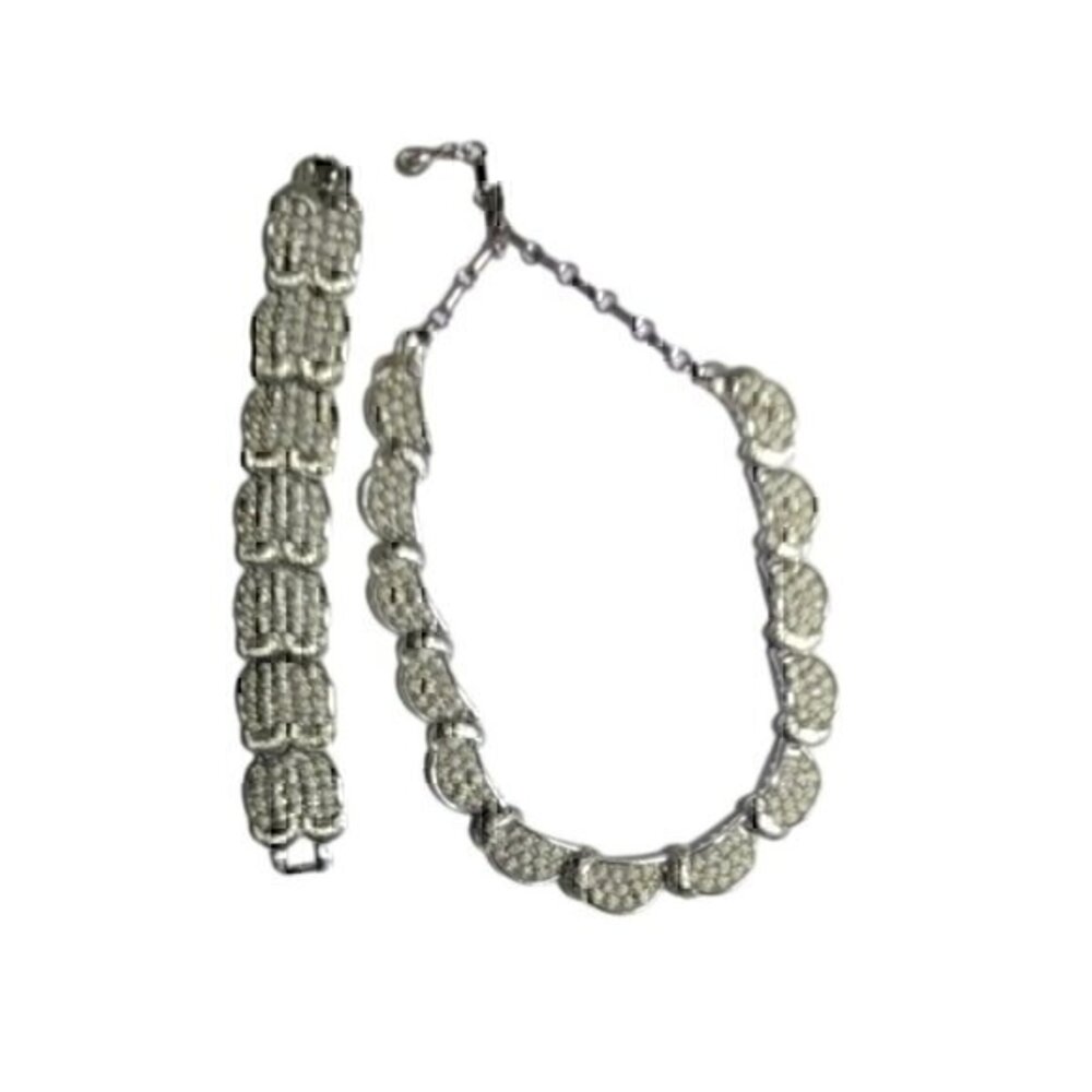 Vintage Coro Pegasus Silver Necklace Bracelet Set